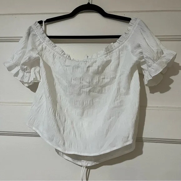White Lightweight Off the Shoulder Crop Top with Adjustable Ruching NWOT - Picture 7 of 13